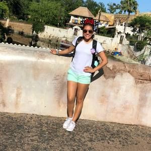 Meet your Posher, Stephanie